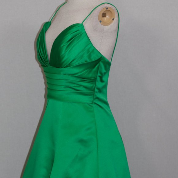 Da Vinci Green Pleated Gown - Picture 10 of 13